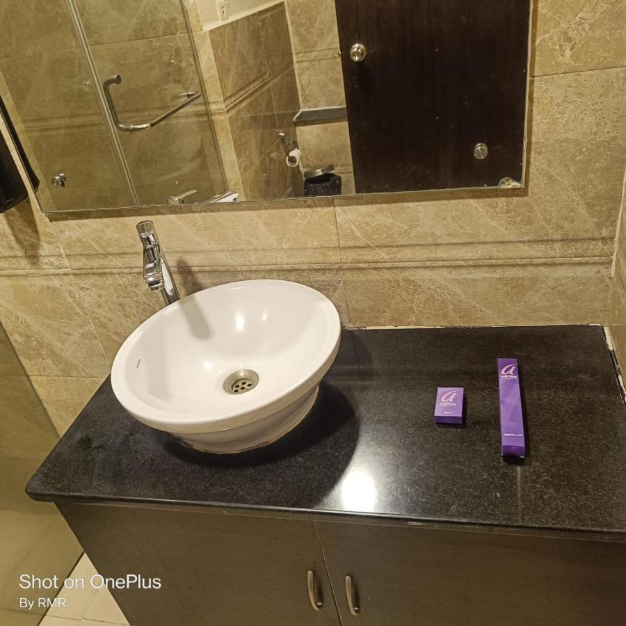 Astra Hotels & Suites Whitefield Near To Nallurahalli Metro Station And Ktpo Bangalore Luaran gambar